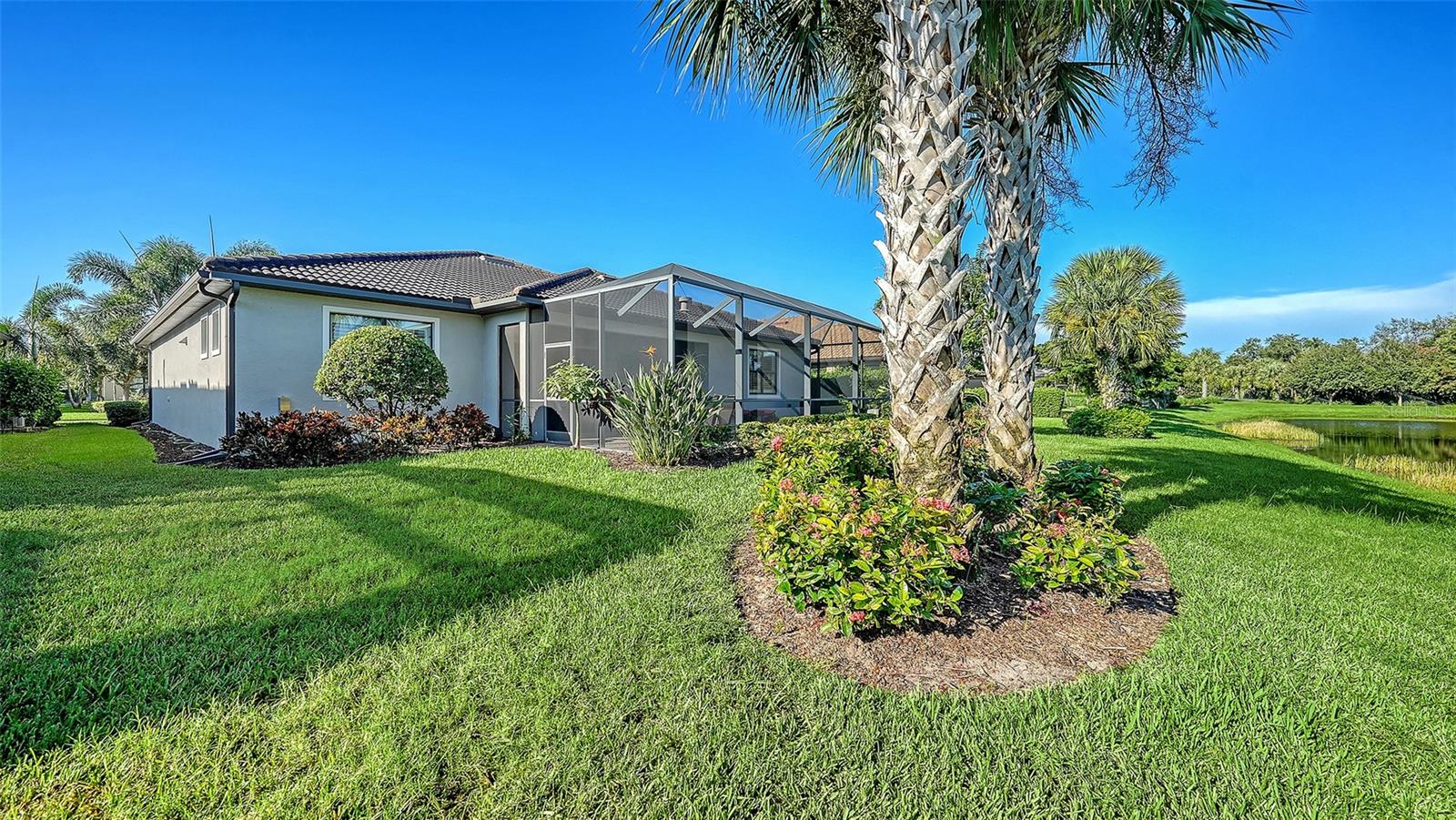 16925 PELHAM PL — photo 44