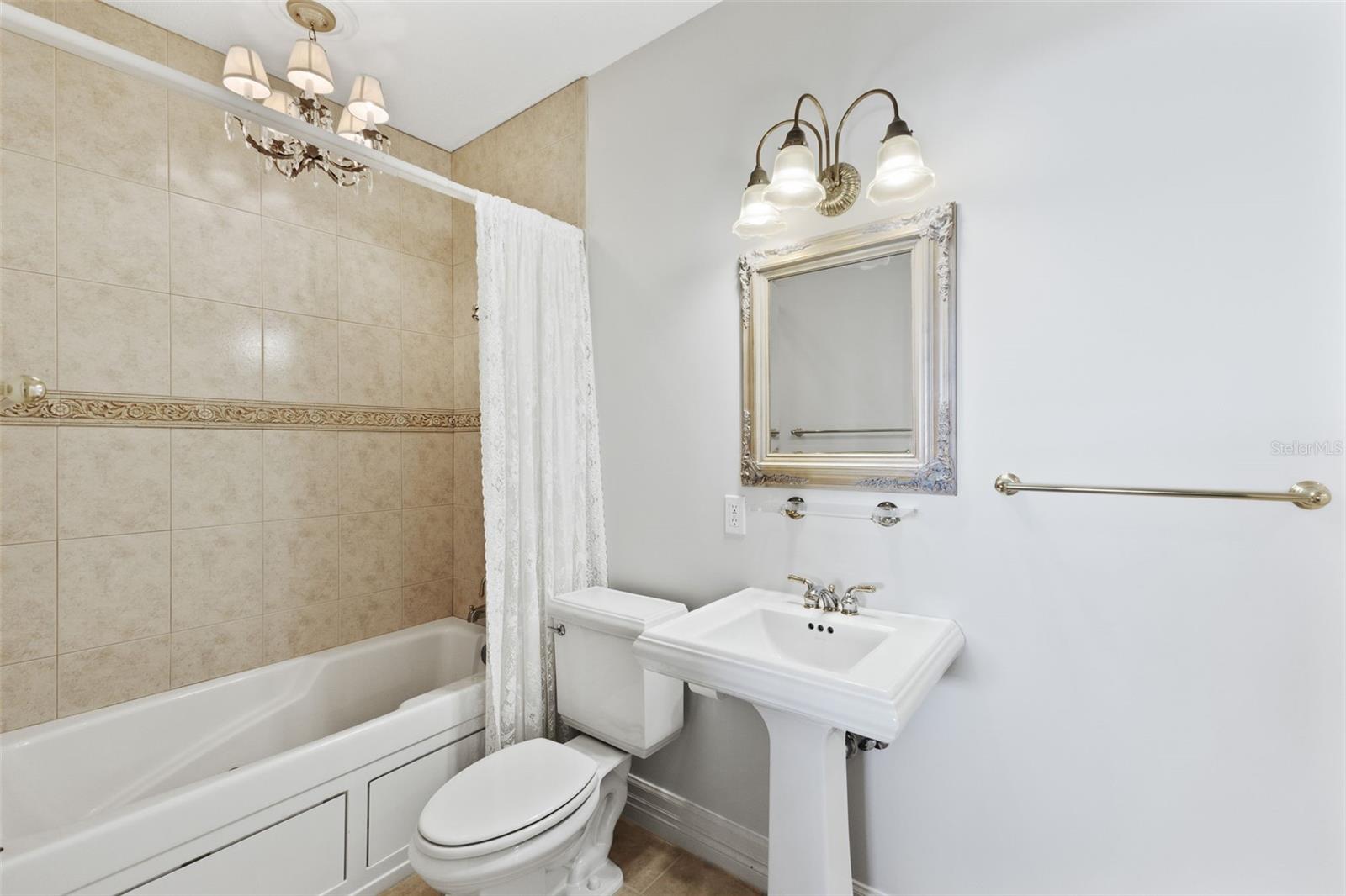 288 BEACH DR NE #9B — photo 45