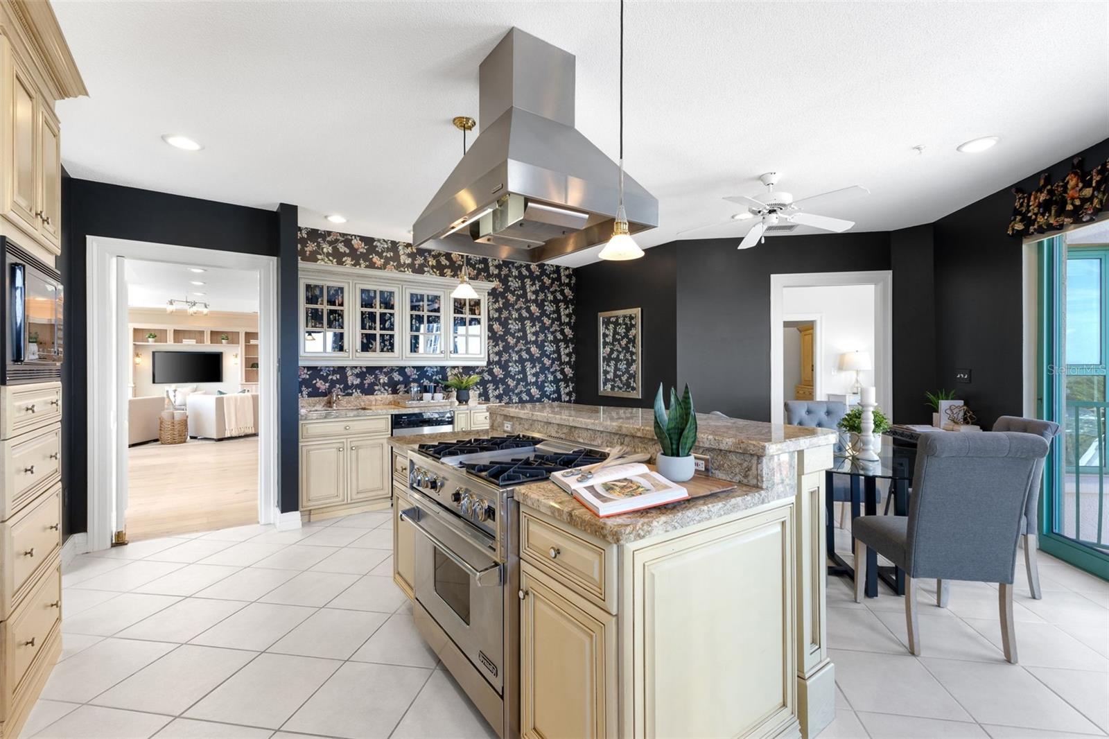 288 BEACH DR NE #9B — photo 26