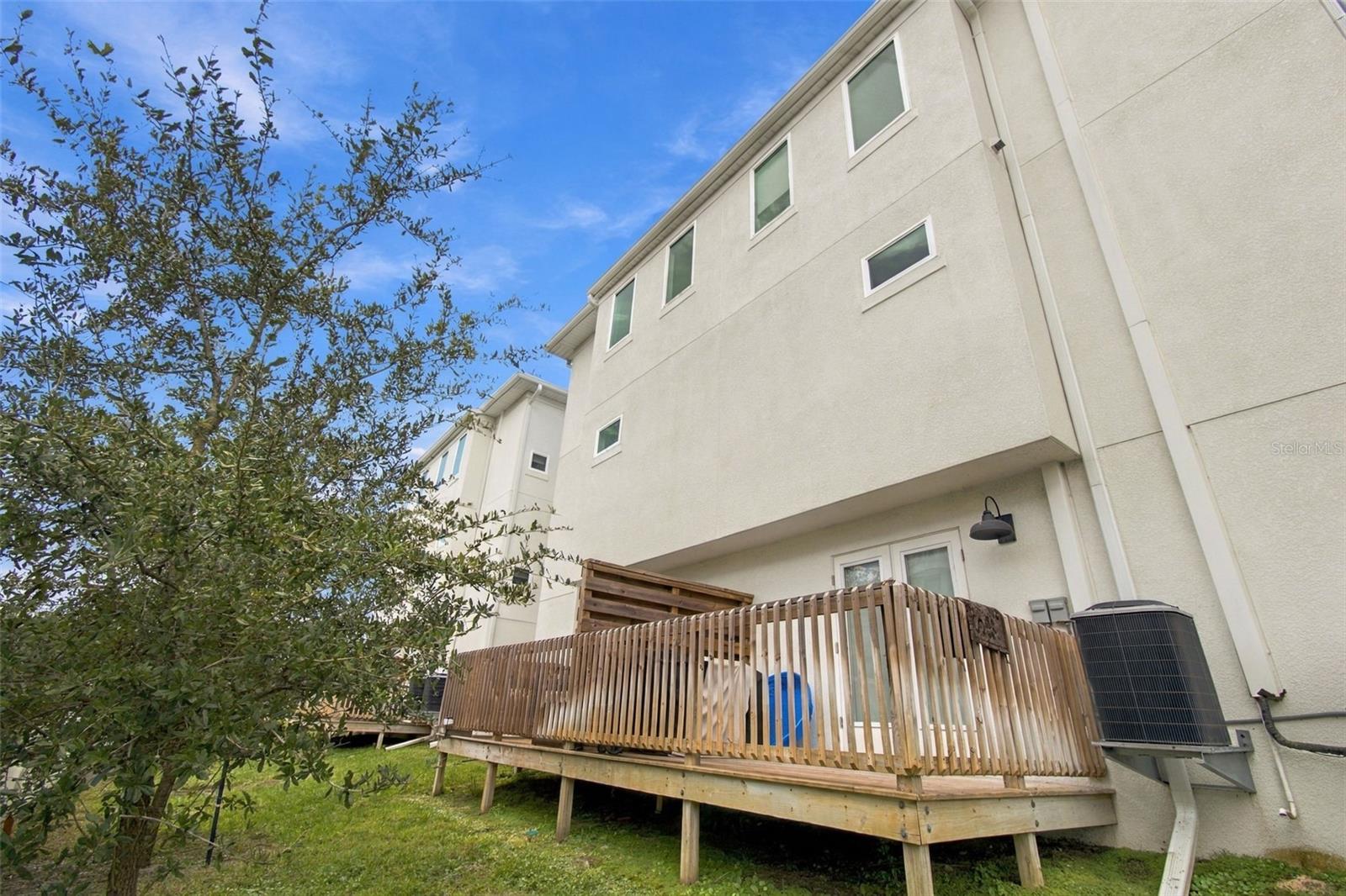4719 LEGACY PARK DR — photo 38