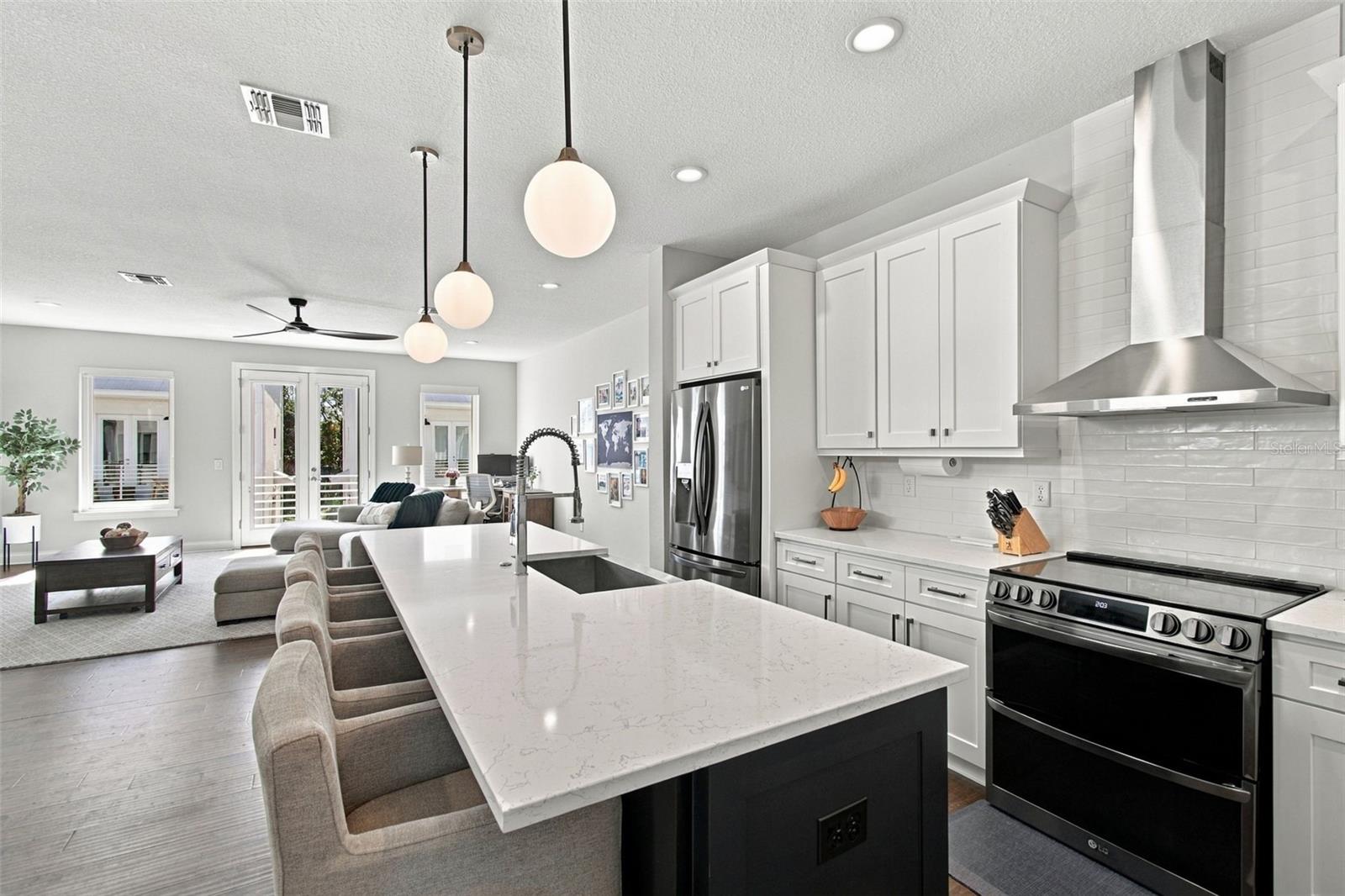 4719 LEGACY PARK DR — photo 12