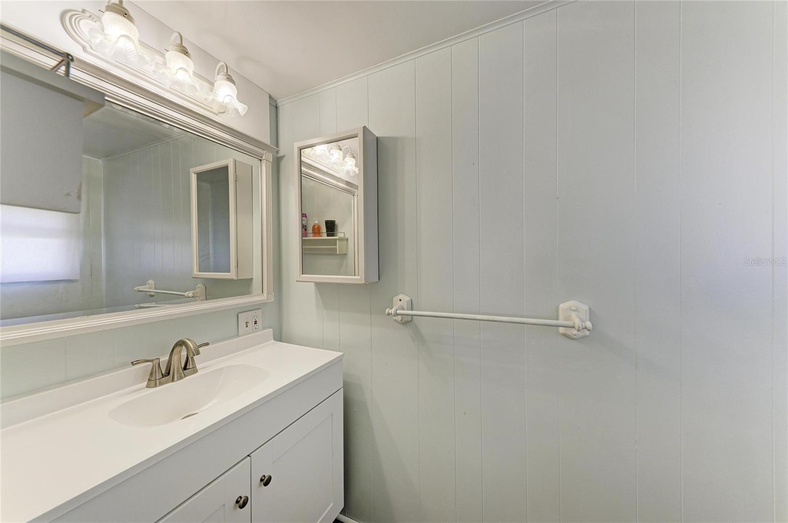 4924 OAKLAND HILLS AVE — photo 24