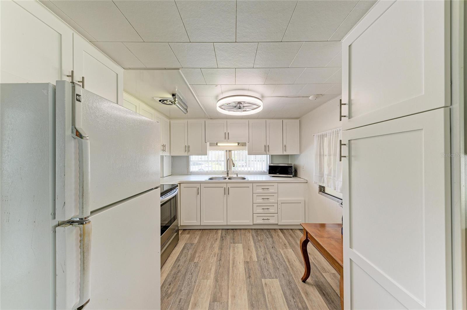 4924 OAKLAND HILLS AVE — photo 17
