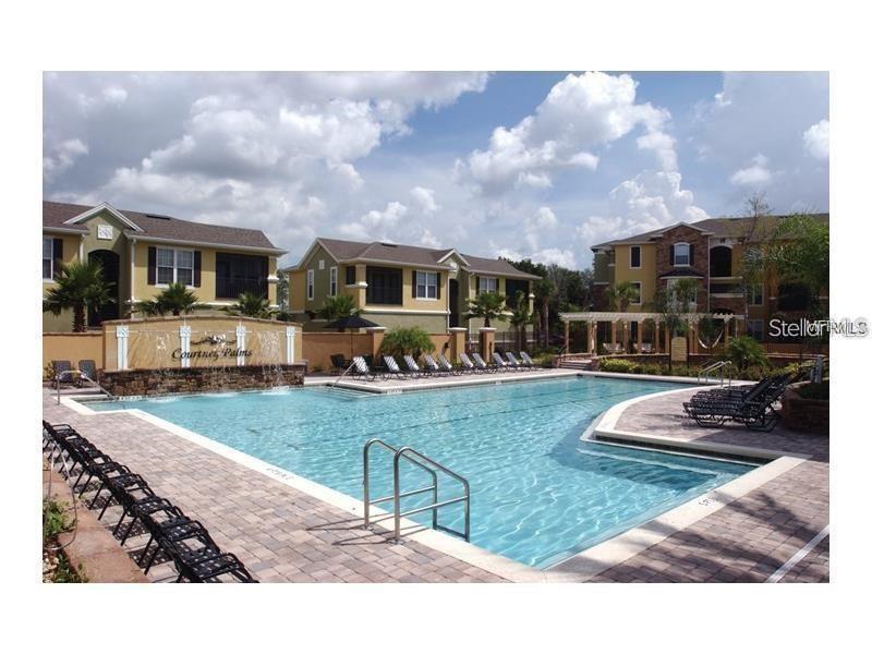 9916 COURTNEY PALMS BLVD #303 — photo 4