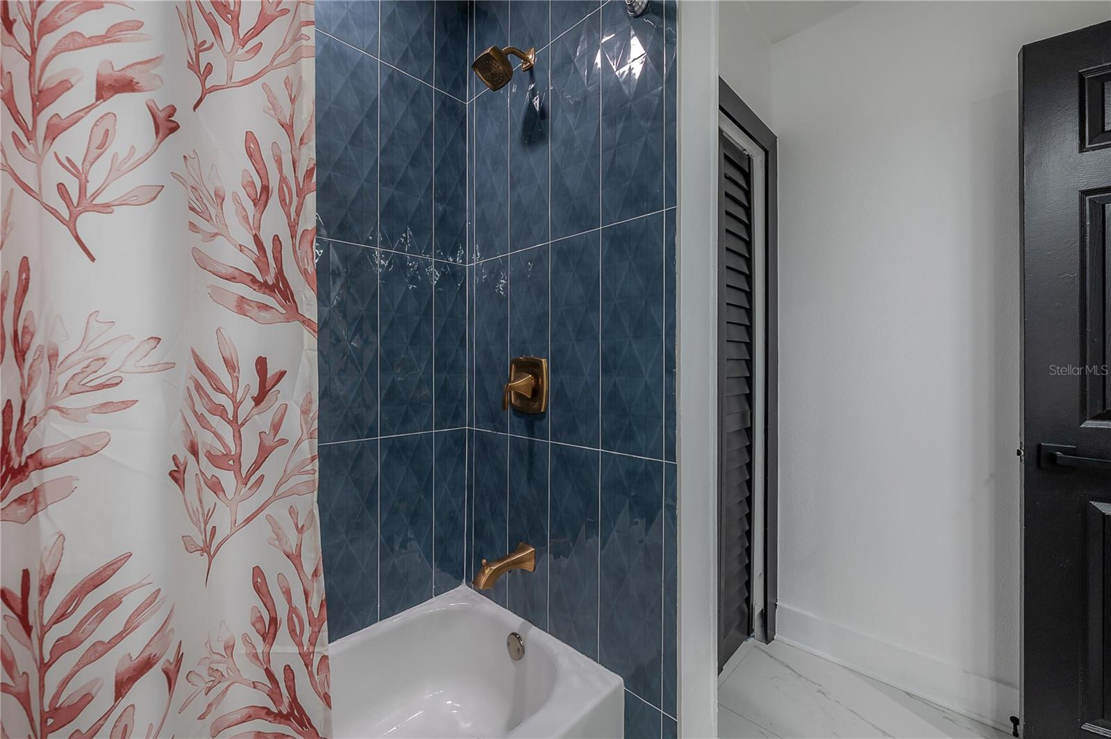 2118 S VENUS ST — photo 16