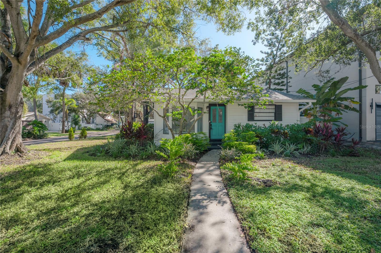 2118 S VENUS ST — photo 24