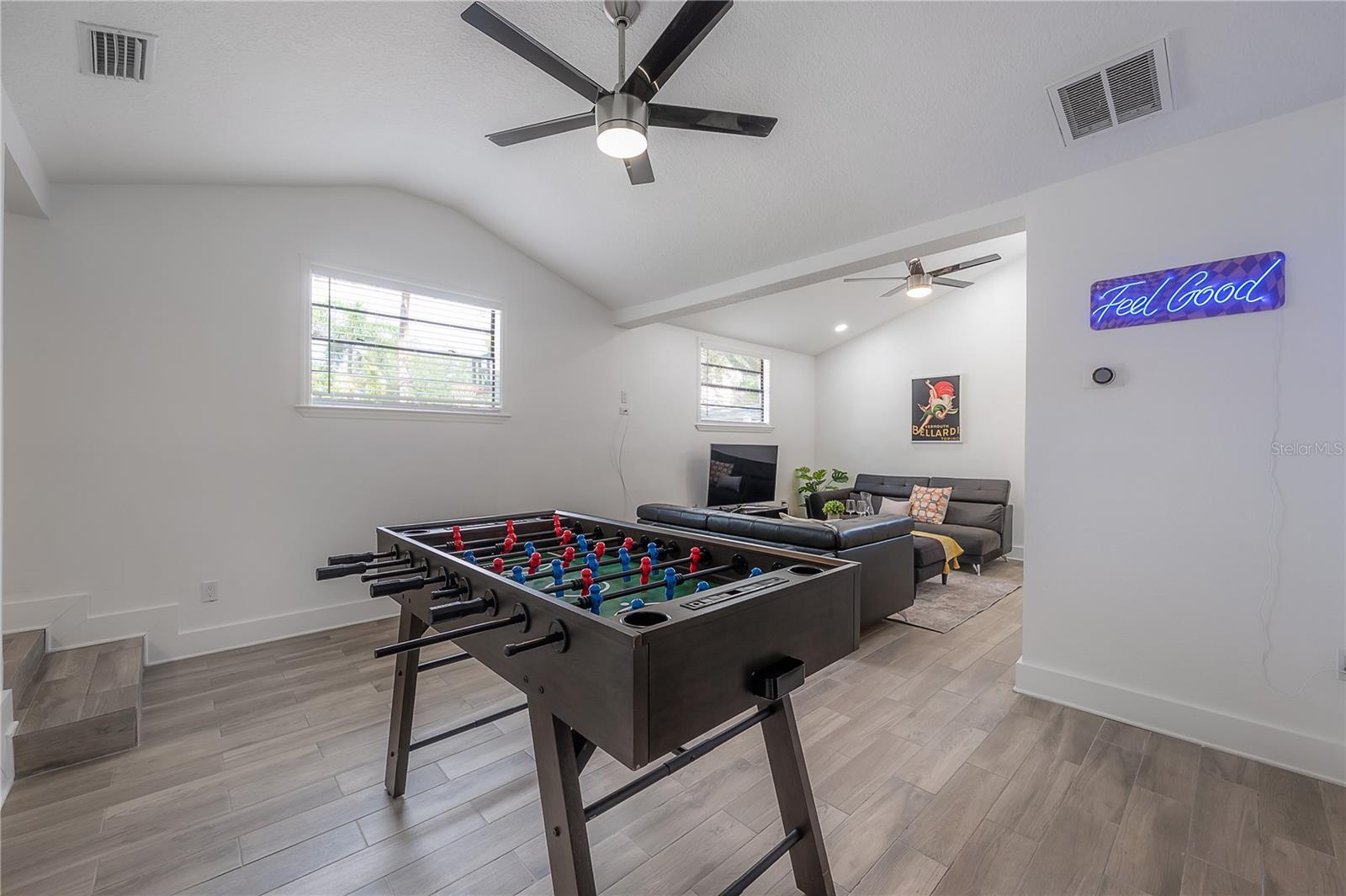 2118 S VENUS ST — photo 12