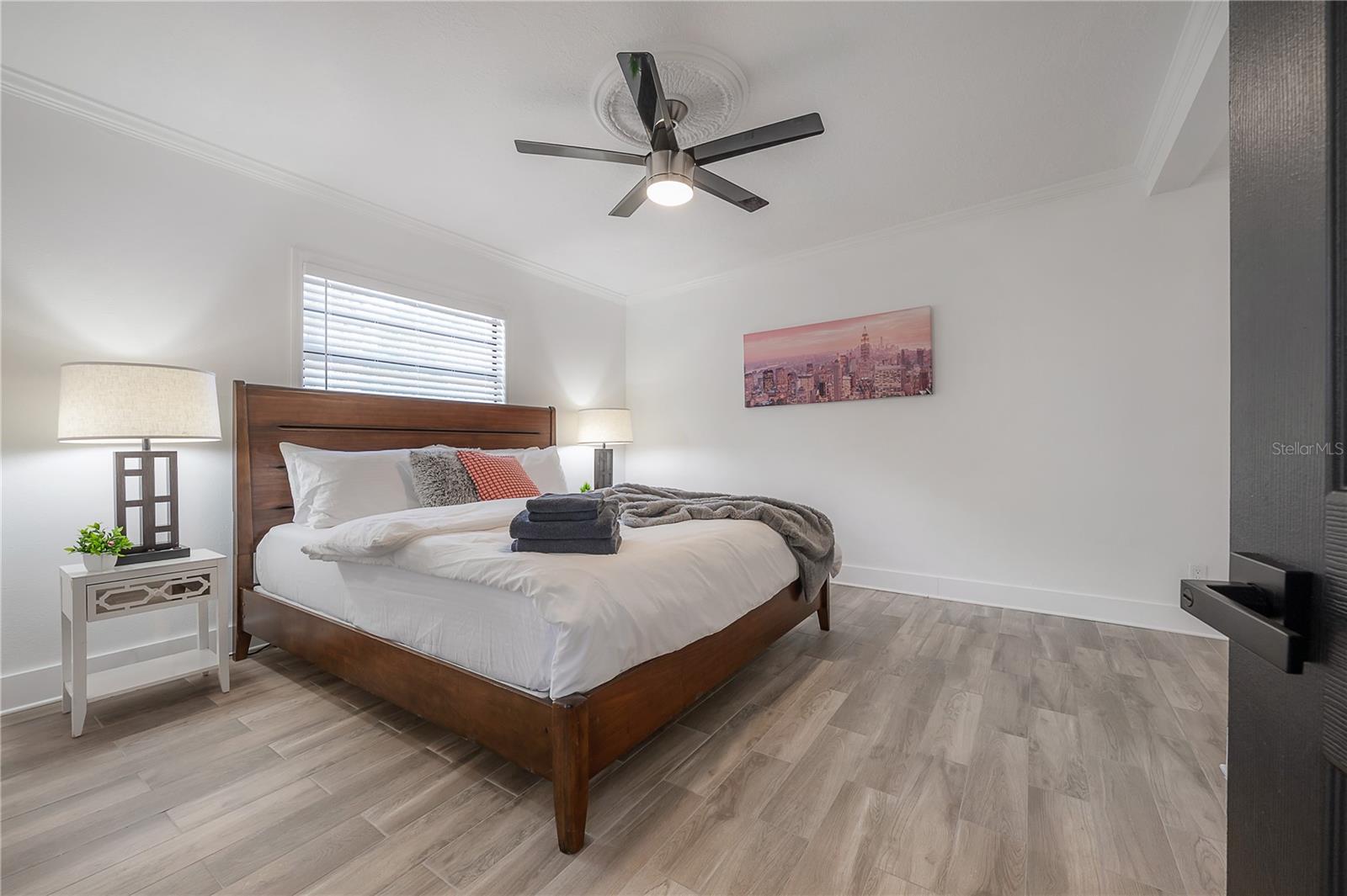 2118 S VENUS ST — photo 13