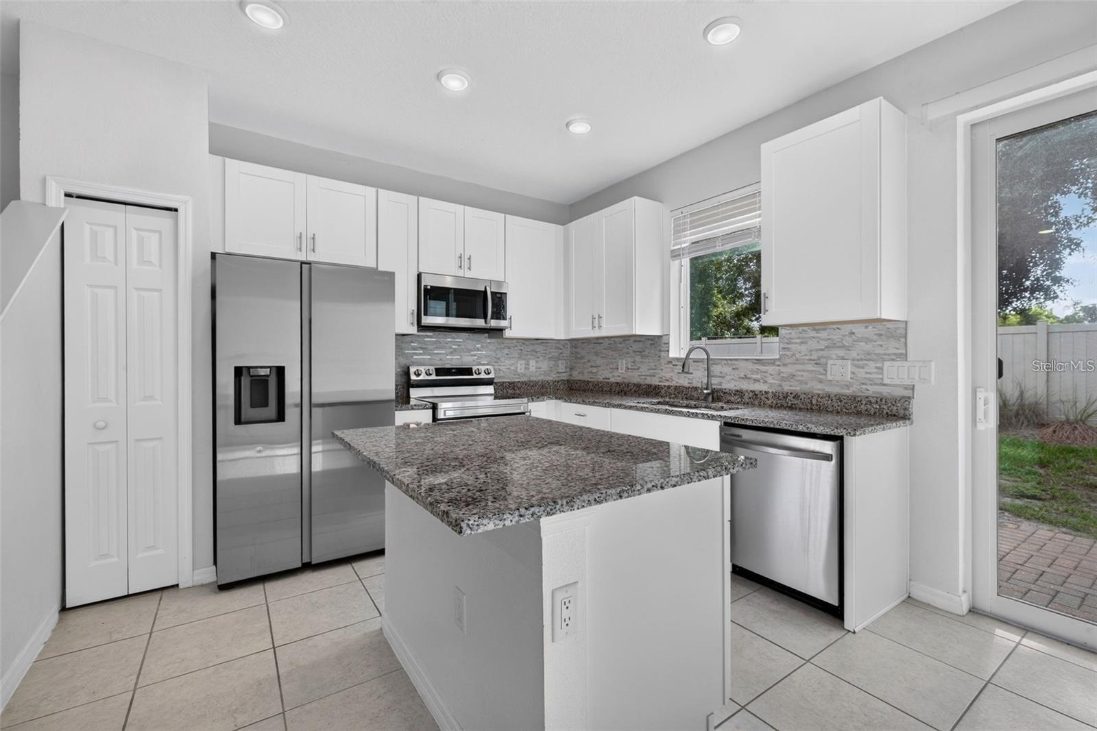 4382 SAILPLANE CT — photo 6