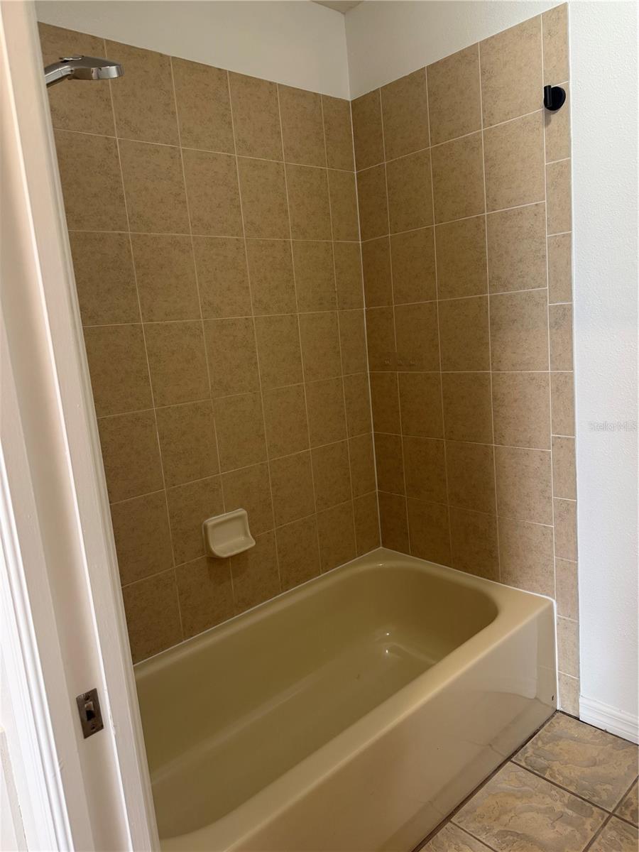 2412 W FIG ST #3 — photo 16