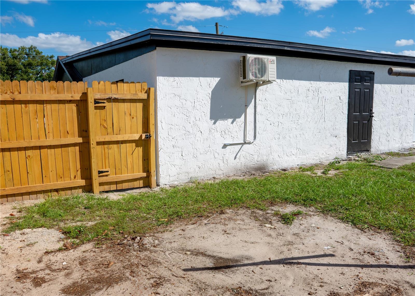 3414 CARIOCA CT — photo 37