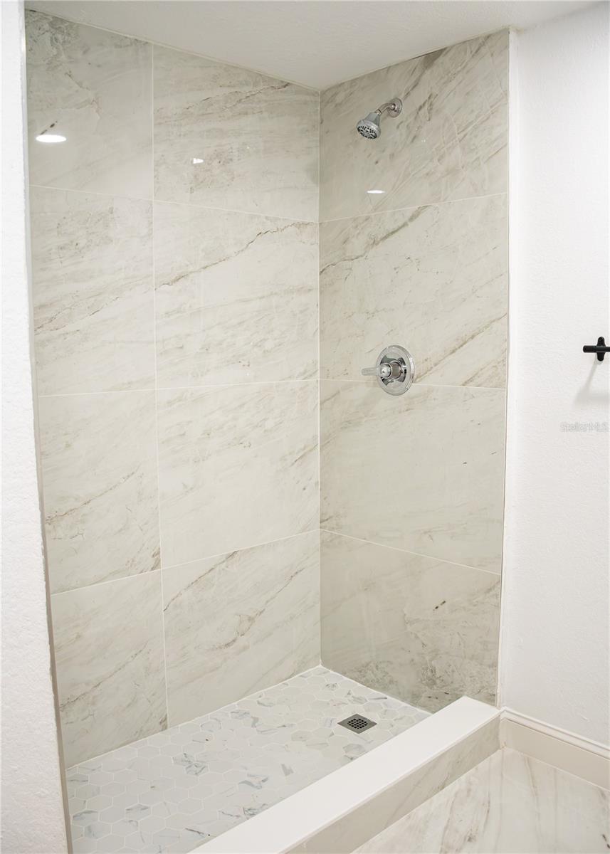 3414 CARIOCA CT — photo 32