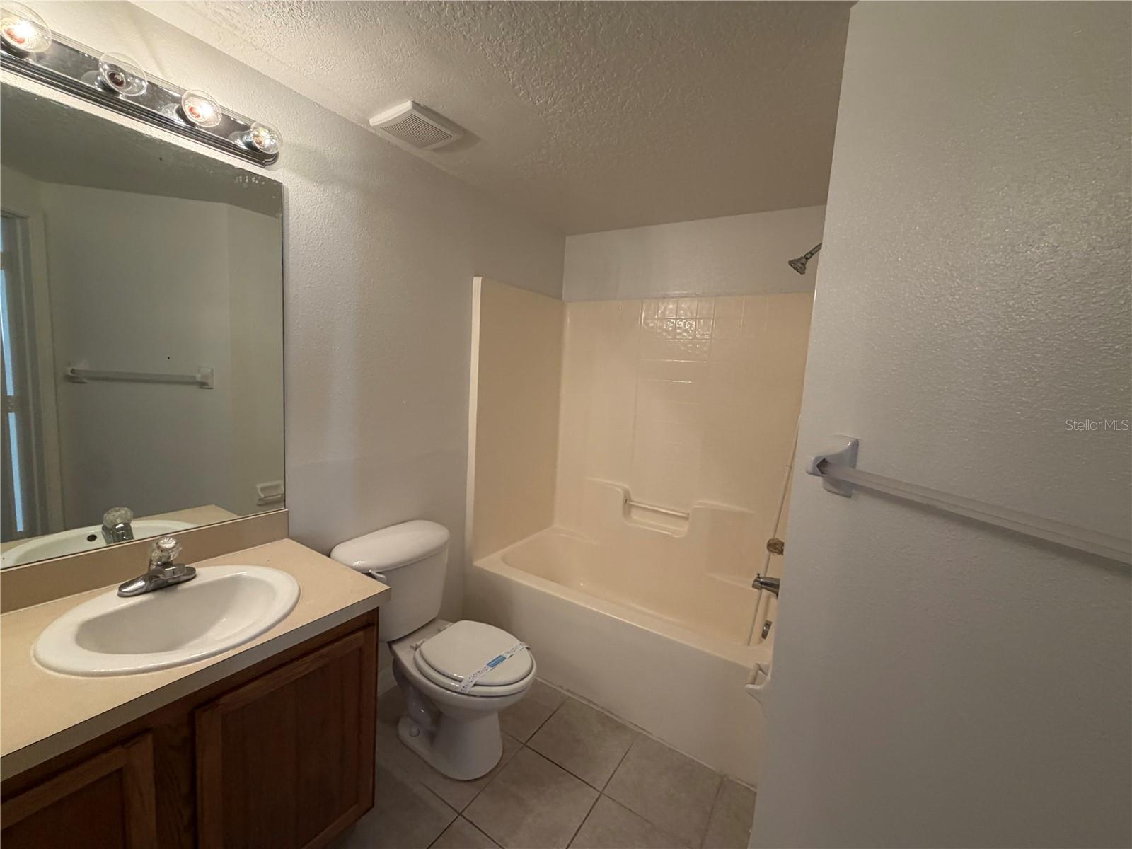 Home in RIVERVIEW — photo 7