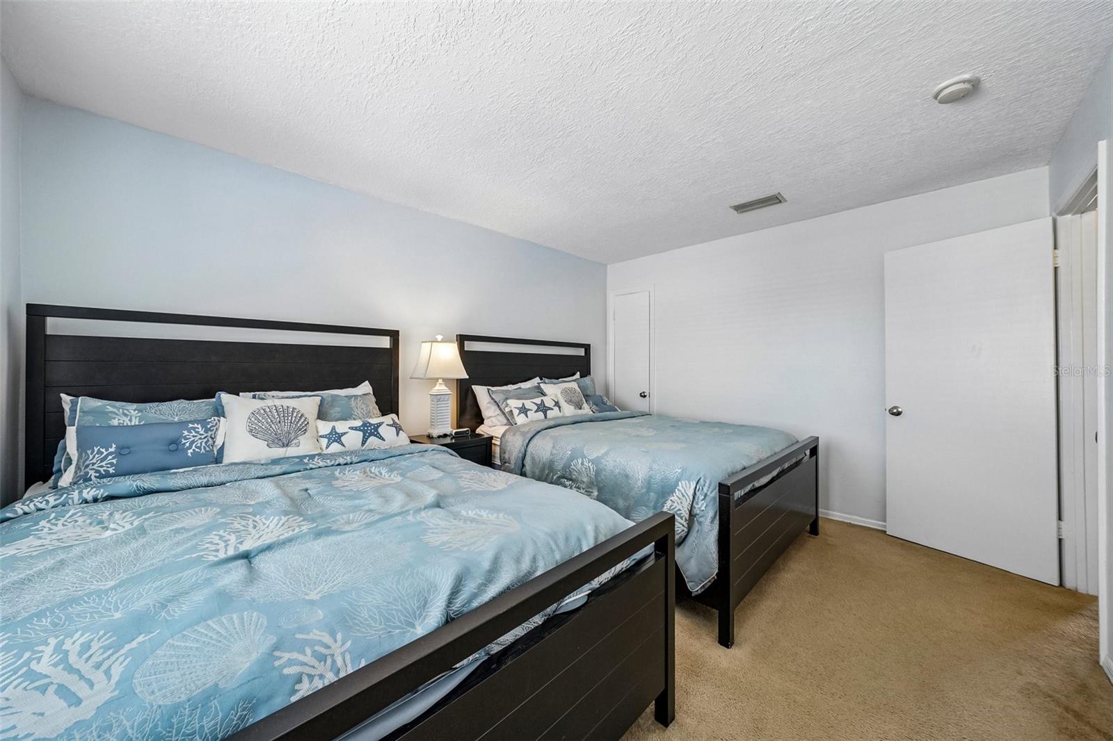 102 POMPANO DR SE #D — photo 34
