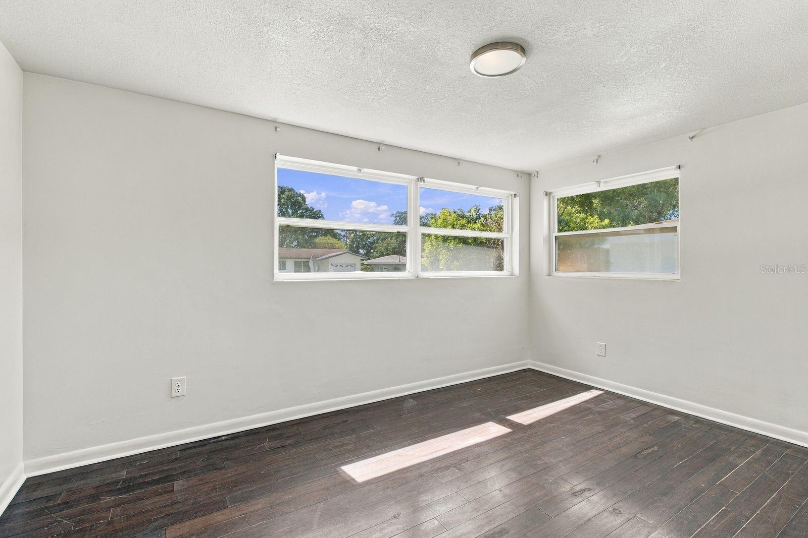 1390 SATSUMA ST — photo 13