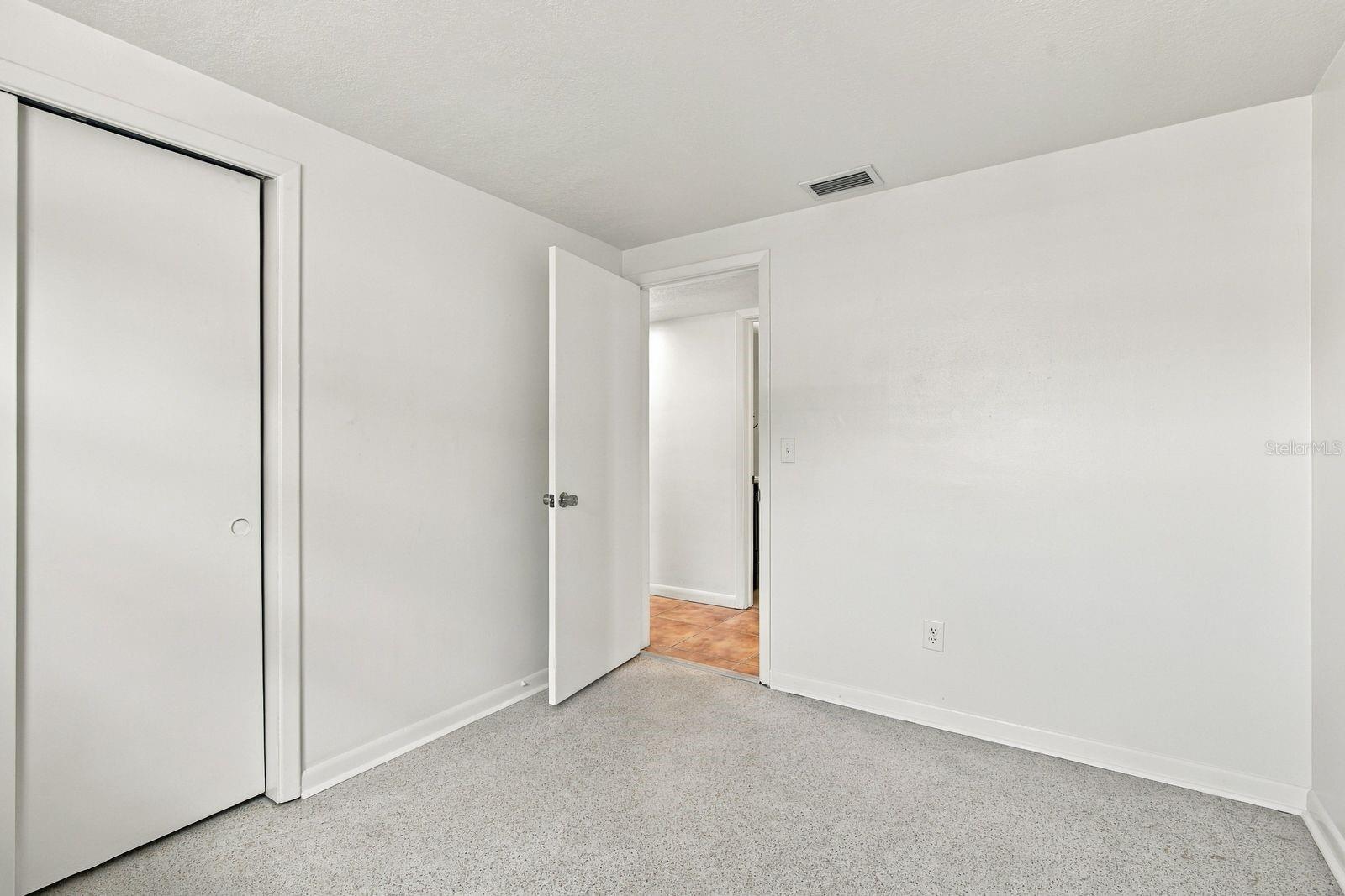 1390 SATSUMA ST — photo 16