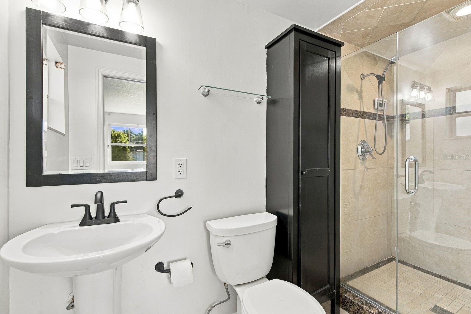 1390 SATSUMA ST — photo 15