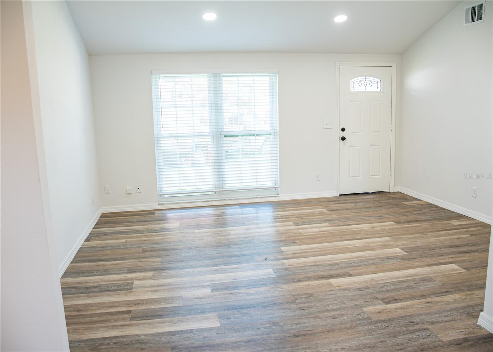 10102 MISSY CT — photo 3