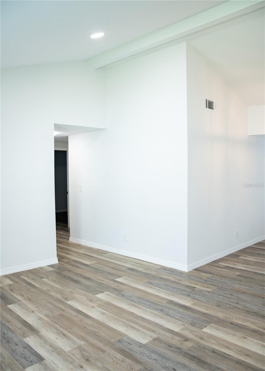 10102 MISSY CT — photo 4