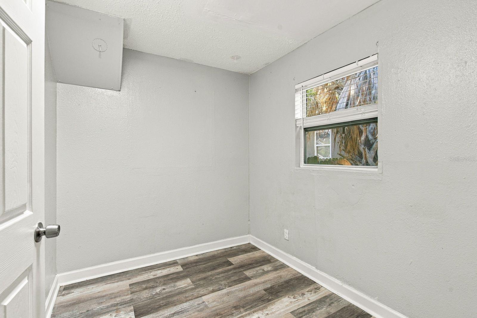 2834 FREEMONT TER S — photo 33