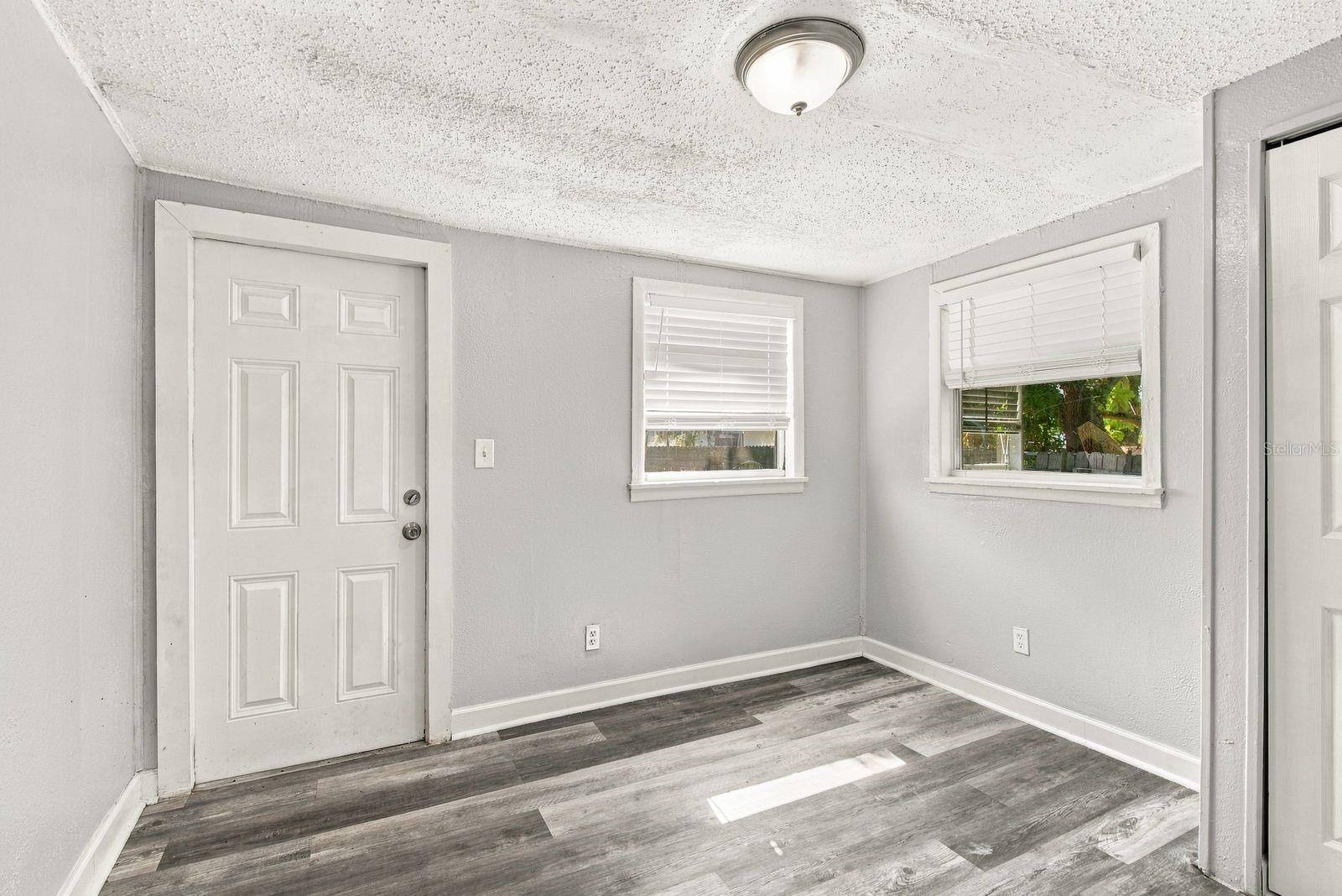 2834 FREEMONT TER S — photo 24