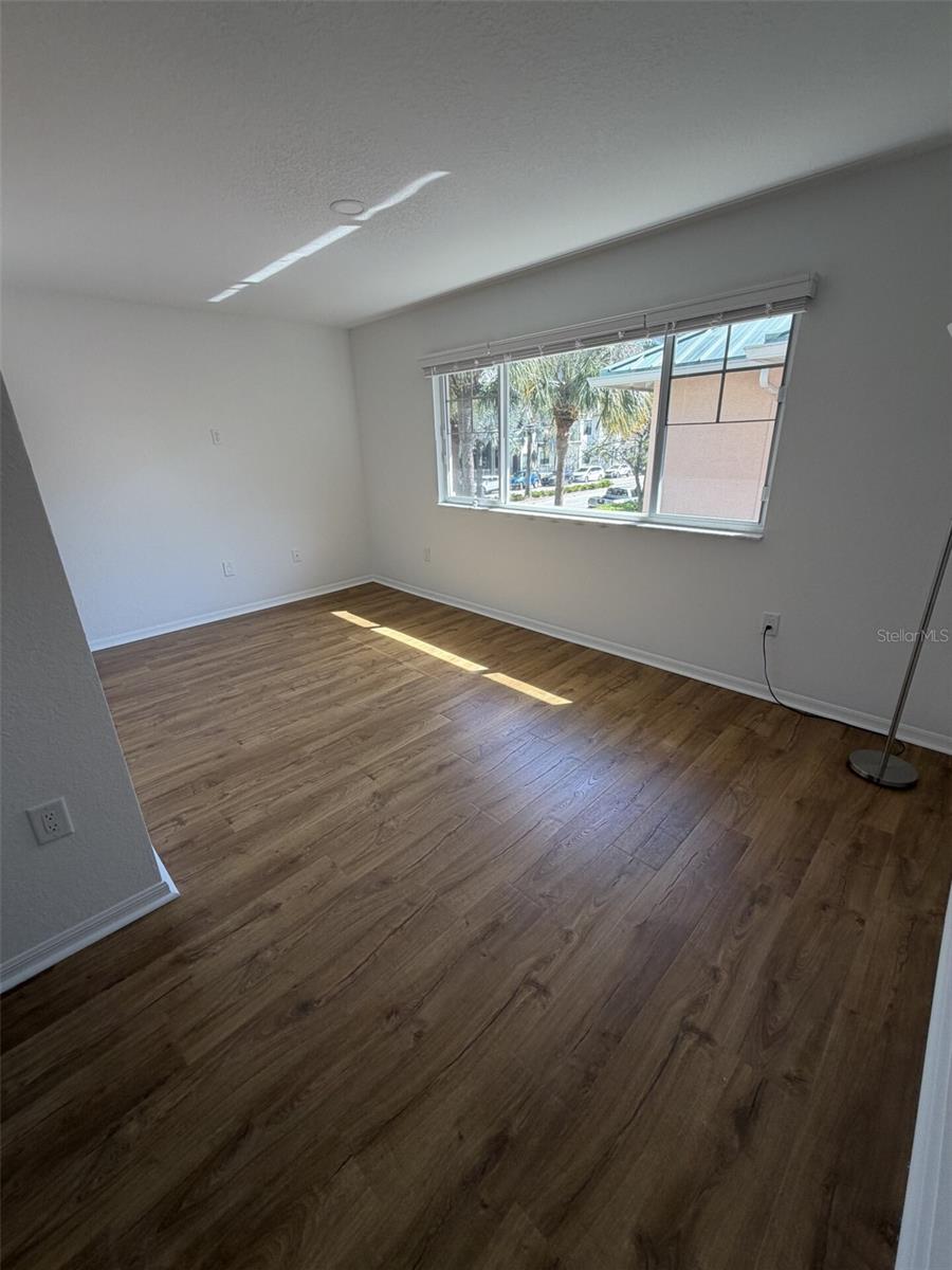648 COHEN WAY #0 — photo 6