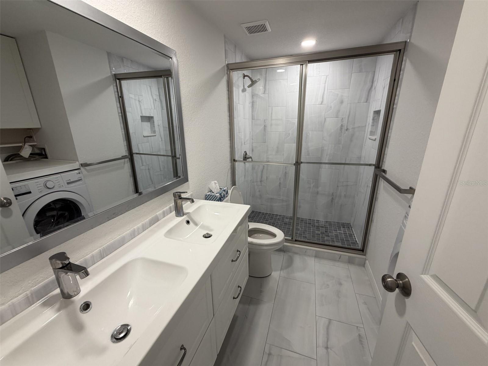 648 COHEN WAY #0 — photo 8