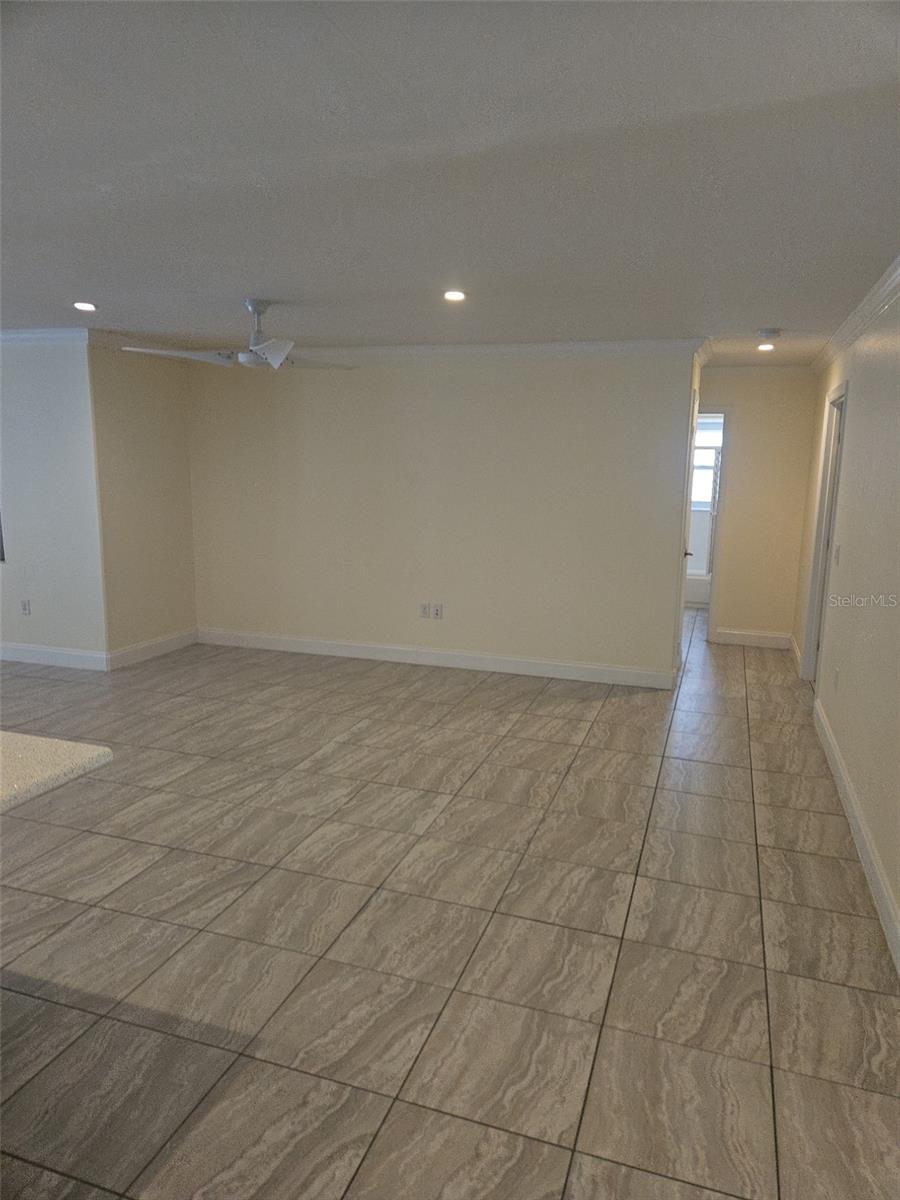 1726 FOSSIL DR — photo 9