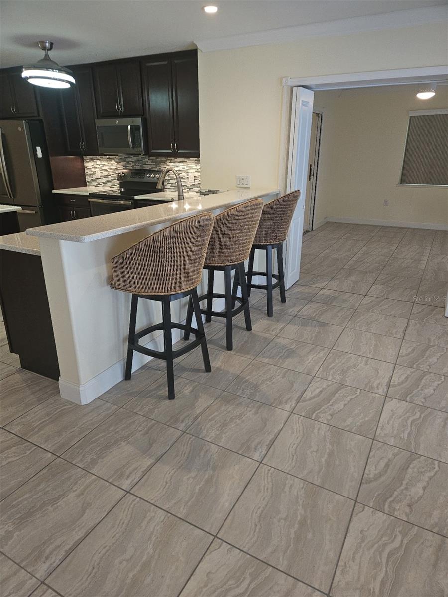 1726 FOSSIL DR — photo 12