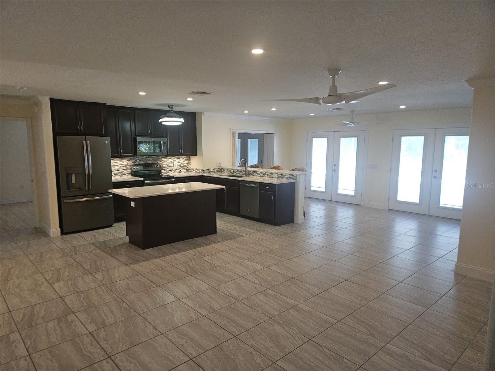 1726 FOSSIL DR — photo 4
