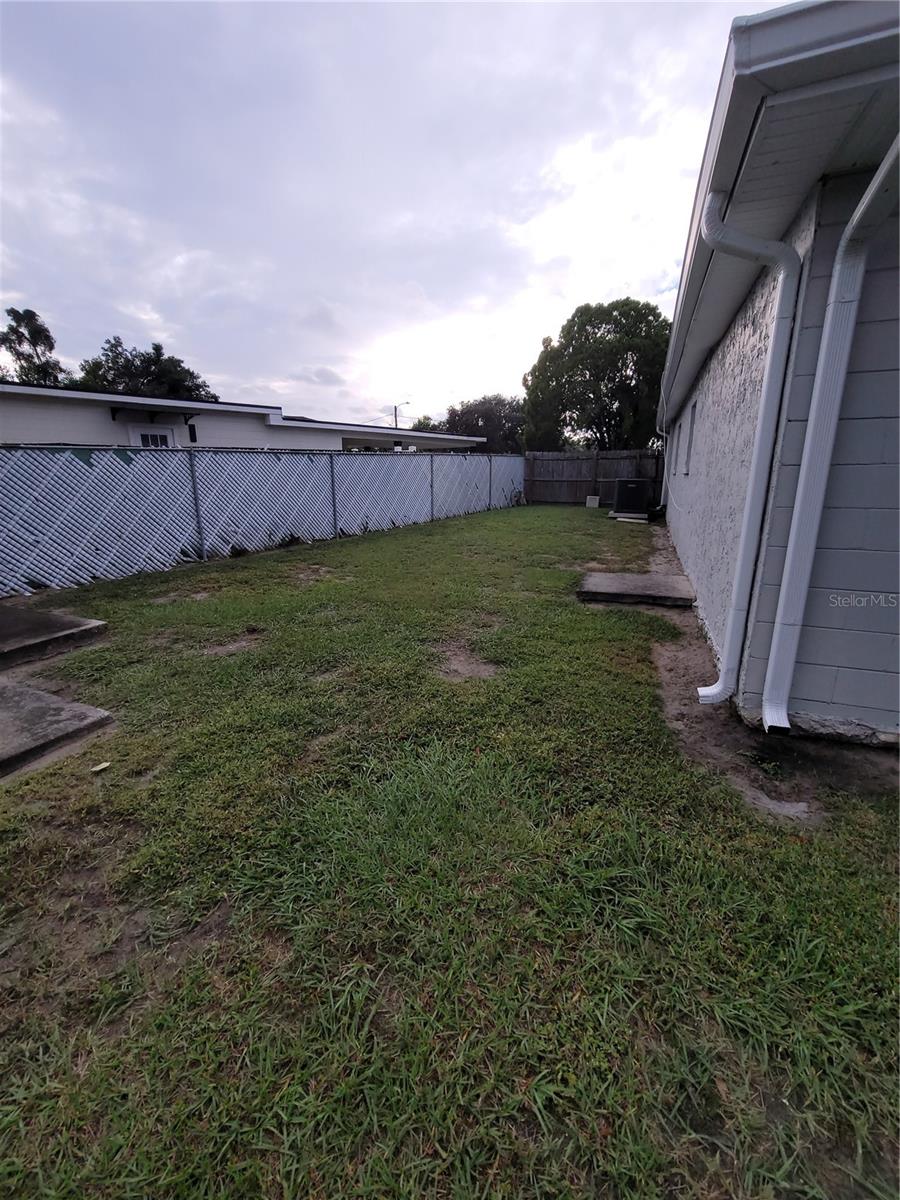 4417 BOOKER T DR — photo 19