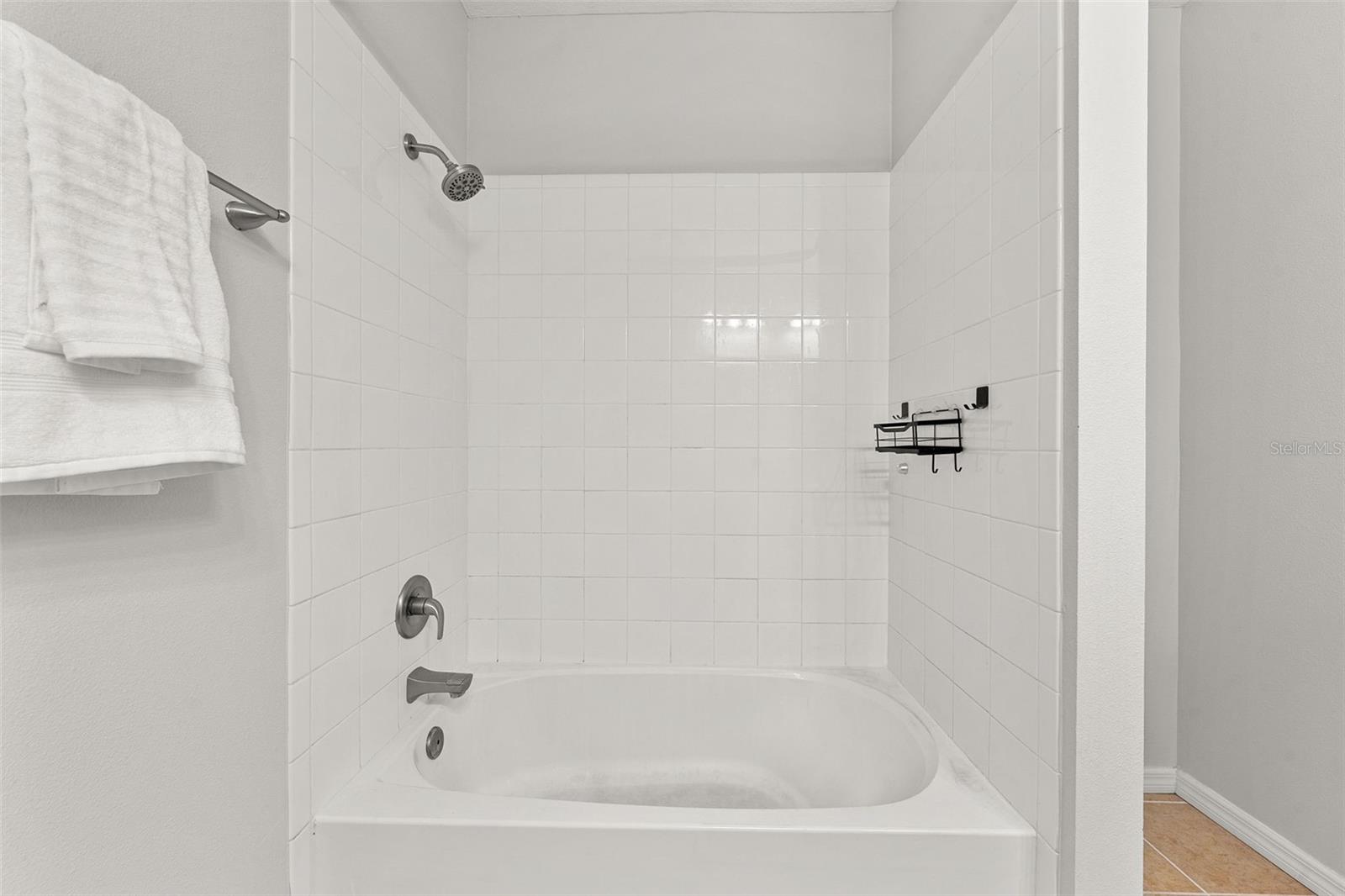 1282 CALUSA CIR — photo 27