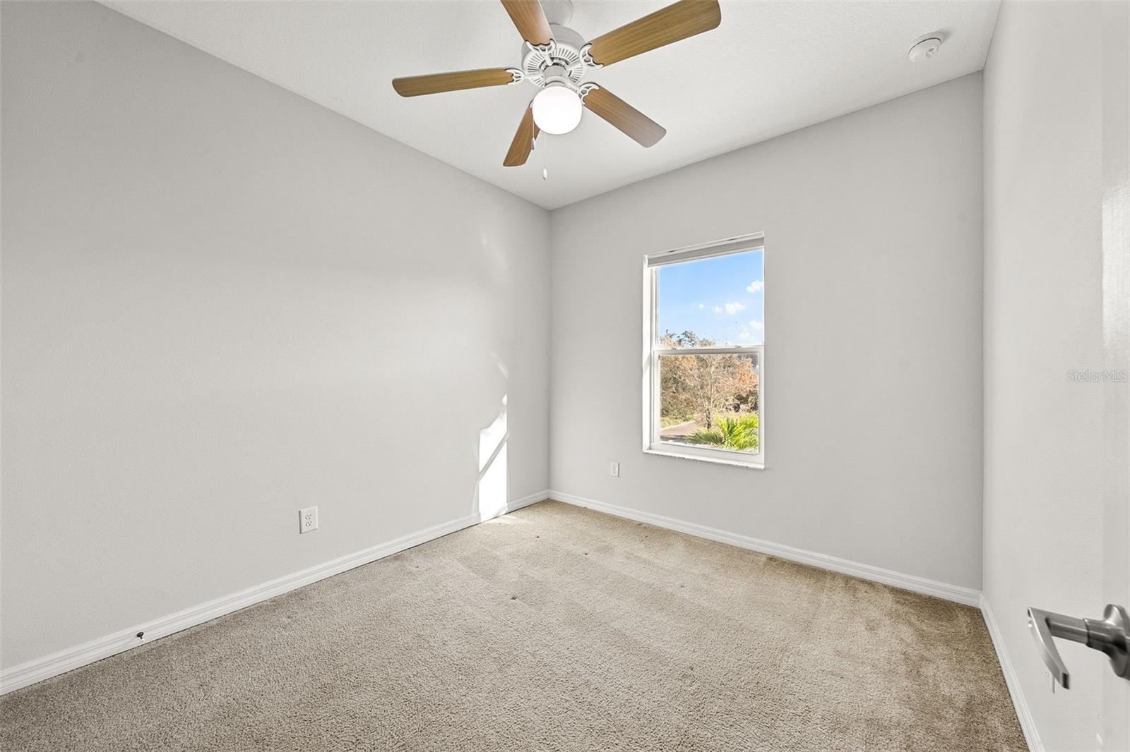 1282 CALUSA CIR — photo 28