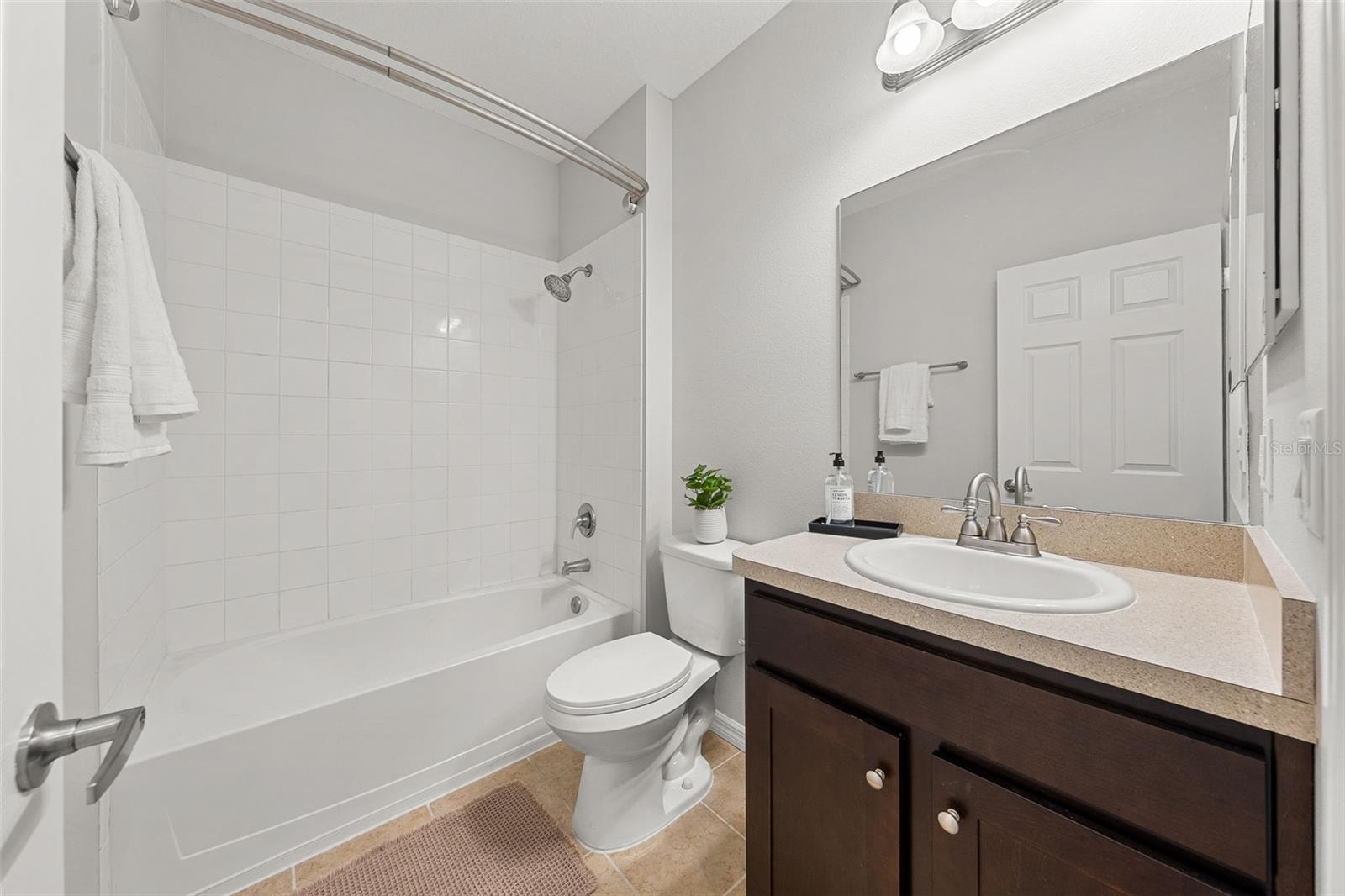 1282 CALUSA CIR — photo 14