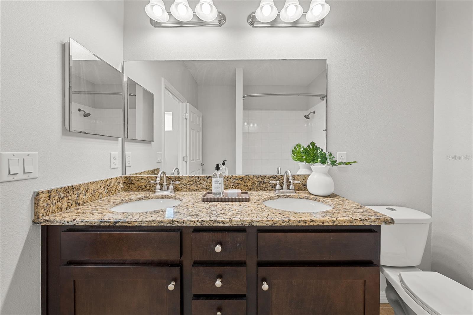 1282 CALUSA CIR — photo 22