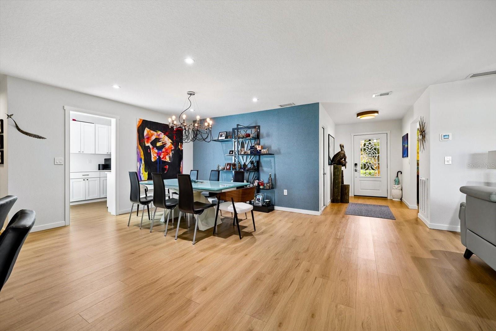 2335 HERON CIR — photo 12