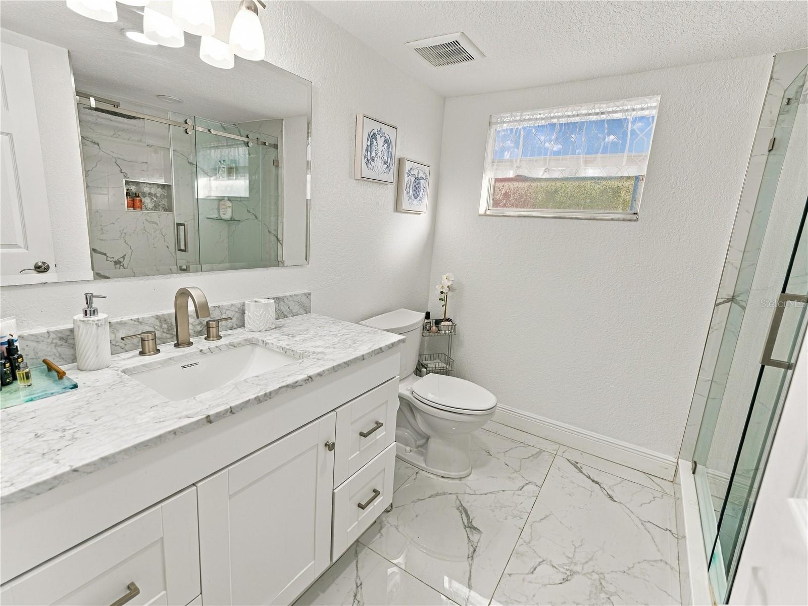 9014 W NORFOLK ST — photo 12
