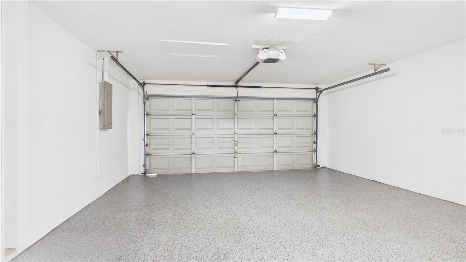 11108 WINDPOINT DR — photo 16