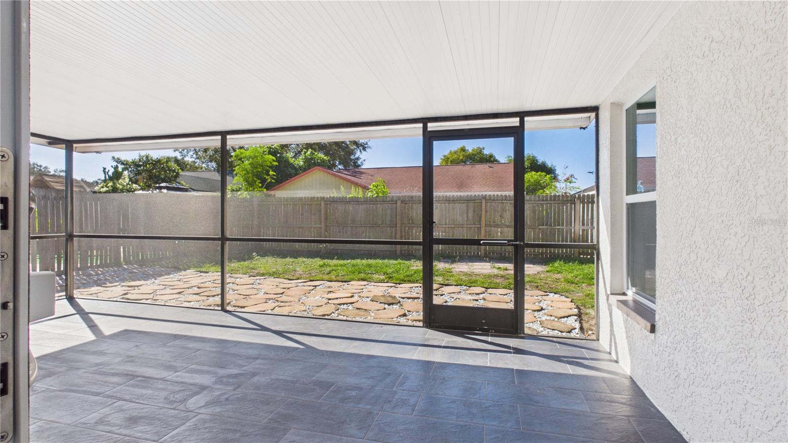 11108 WINDPOINT DR — photo 31