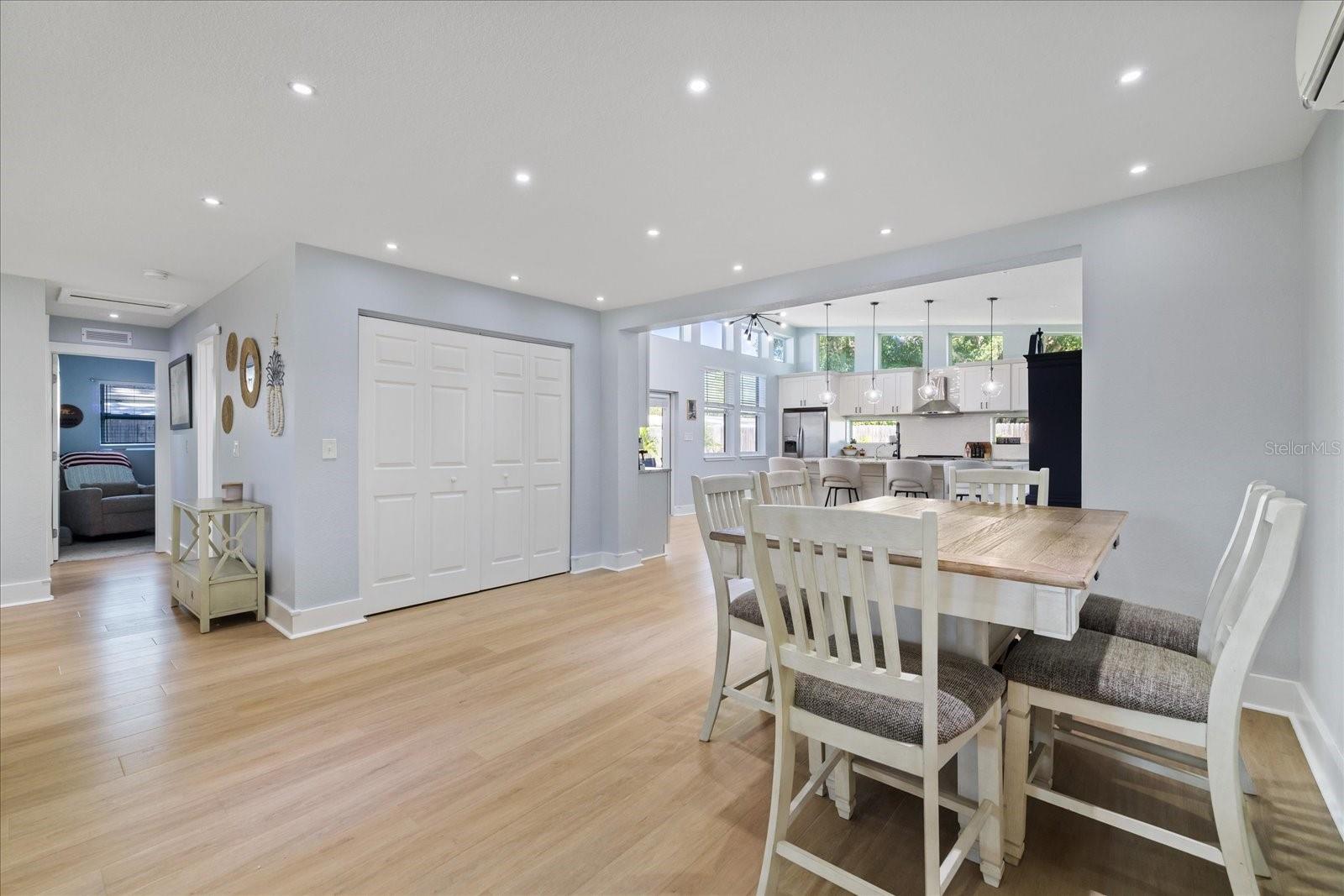 2905 W PAXTON AVE — photo 17