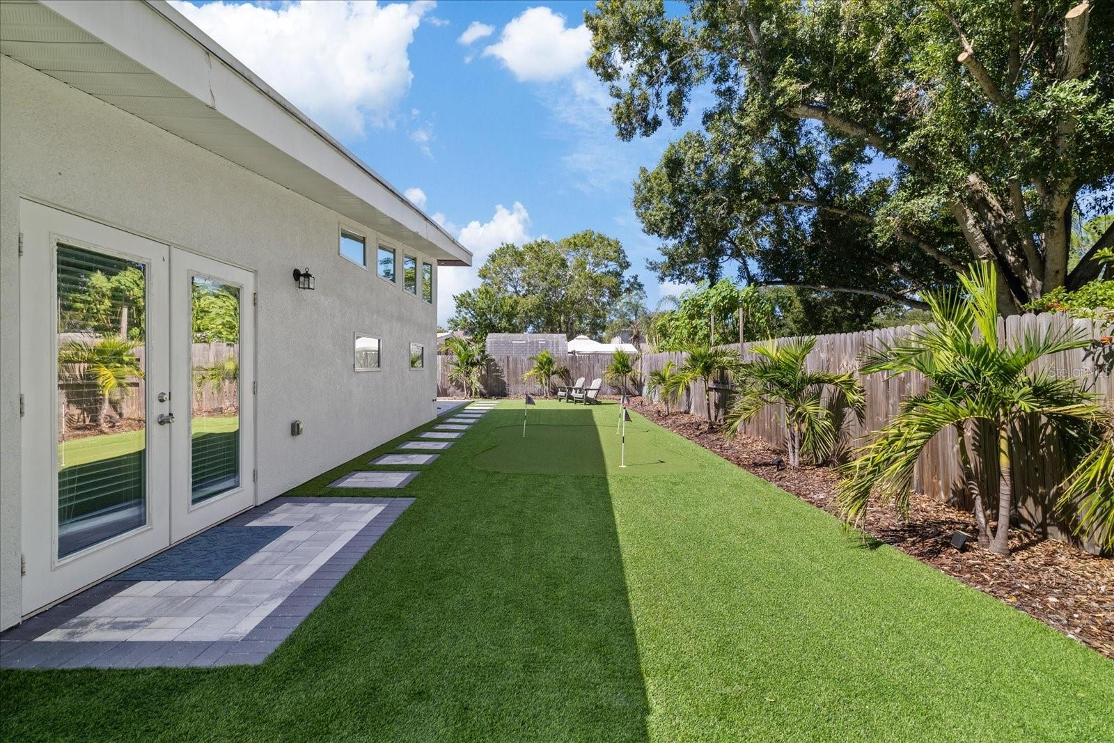2905 W PAXTON AVE — photo 32