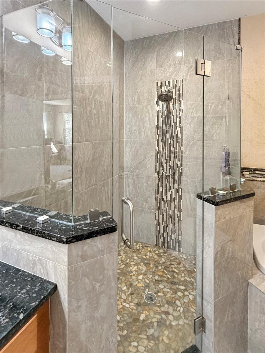 4445 AMBERLY OAKS CT — photo 19