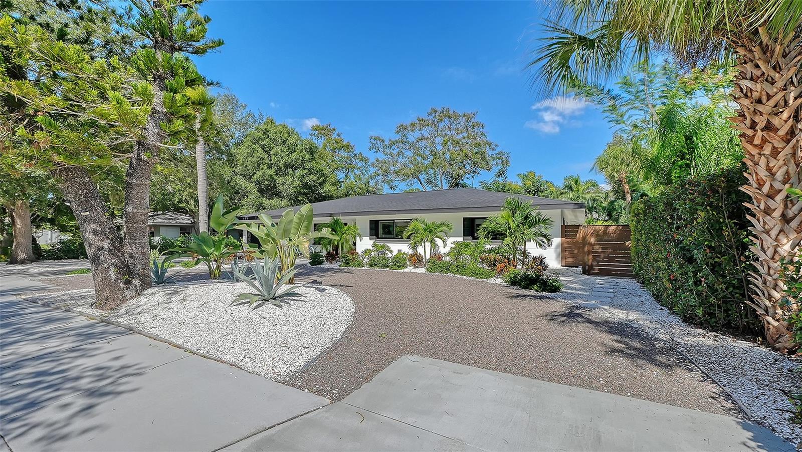 2375 DATURA ST — photo 7
