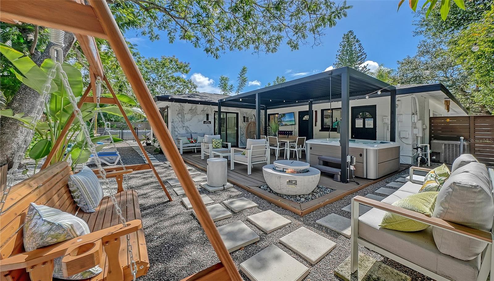2375 DATURA ST — photo 39