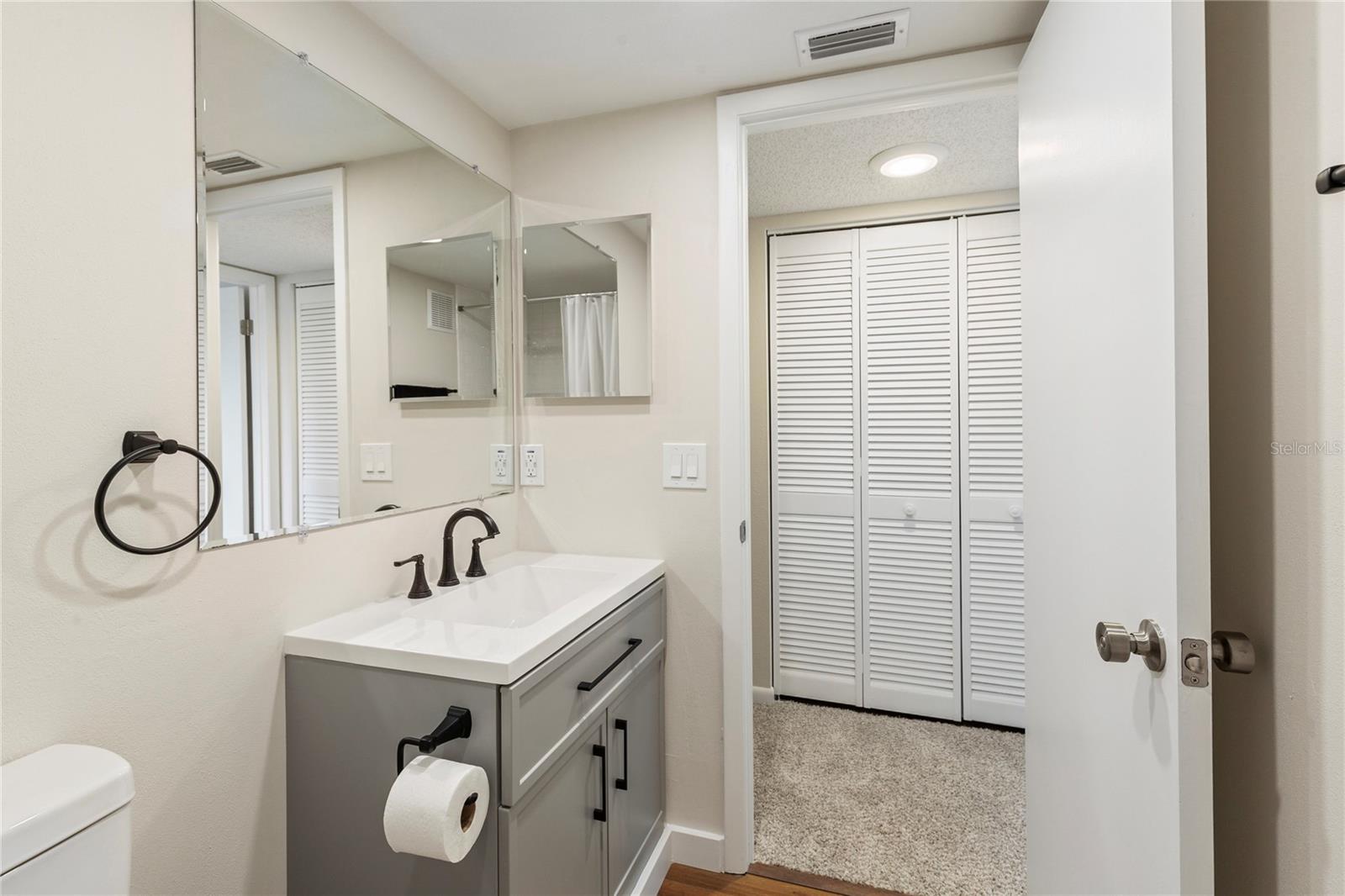 2650 COUNTRYSIDE BLVD #B302 — photo 19