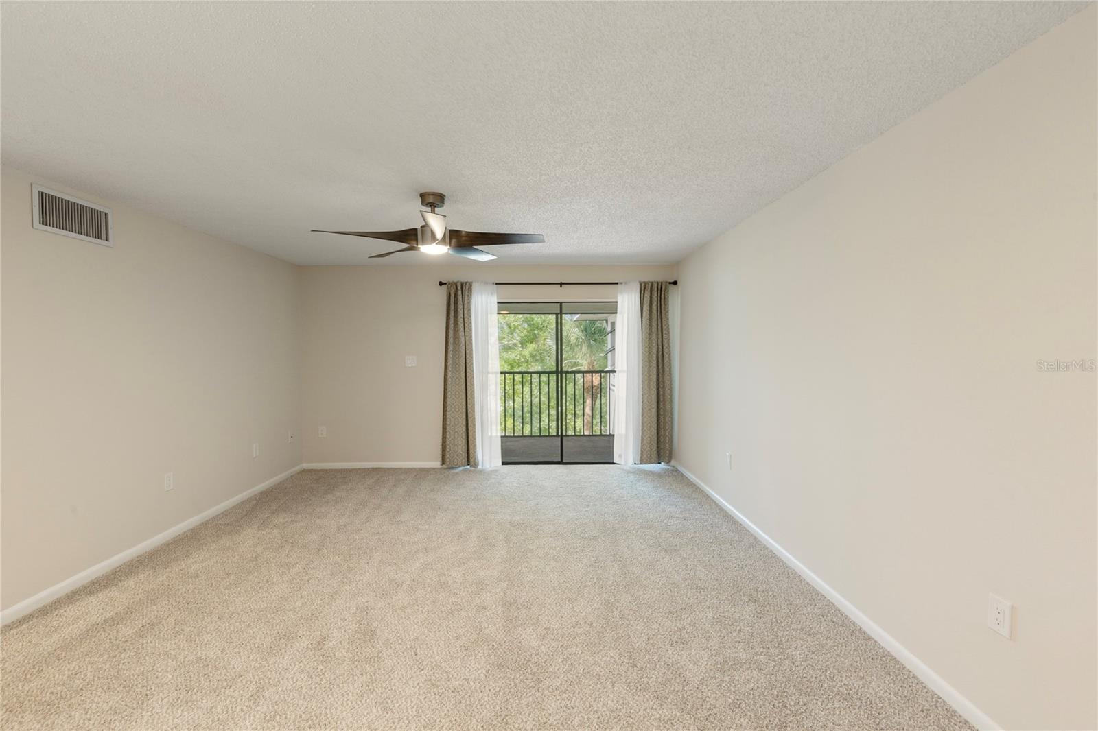 2650 COUNTRYSIDE BLVD #B302 — photo 9