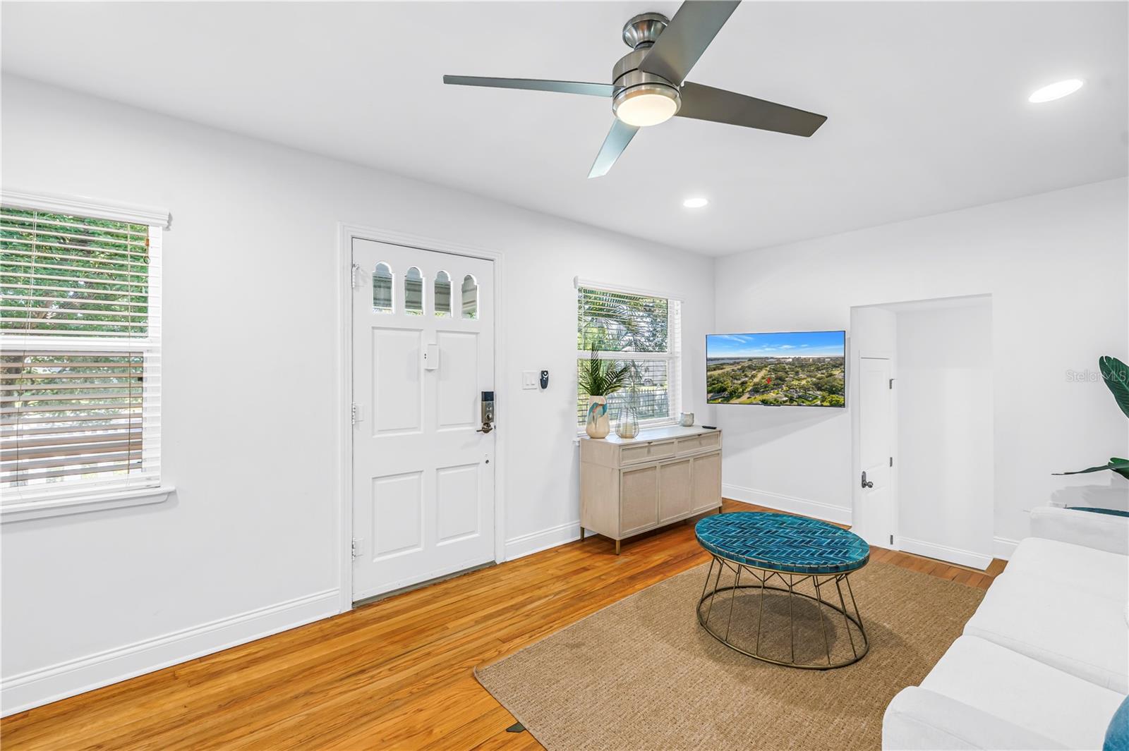 10804 SEMINOLE DR N — photo 42