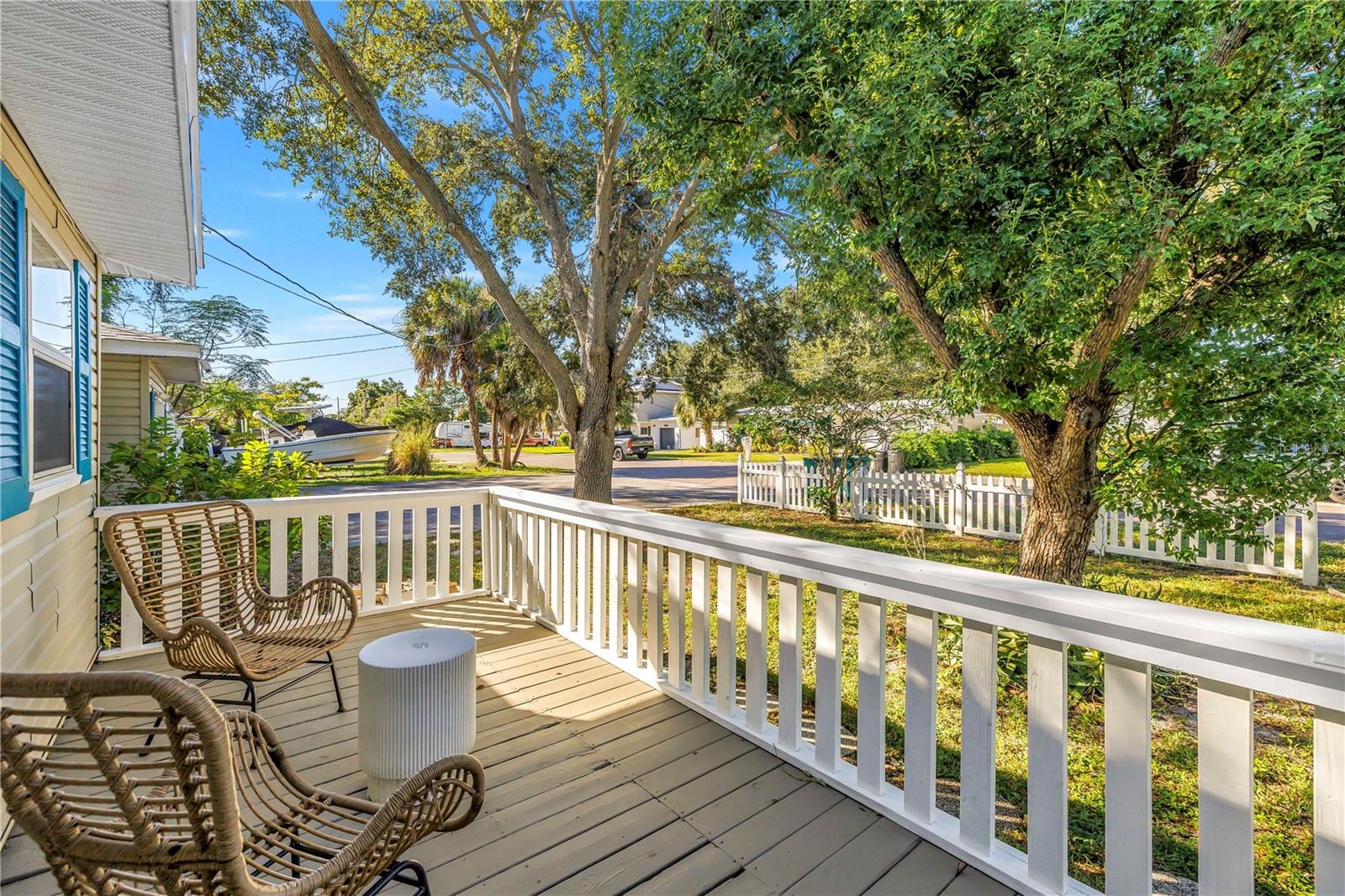 10804 SEMINOLE DR N — photo 36