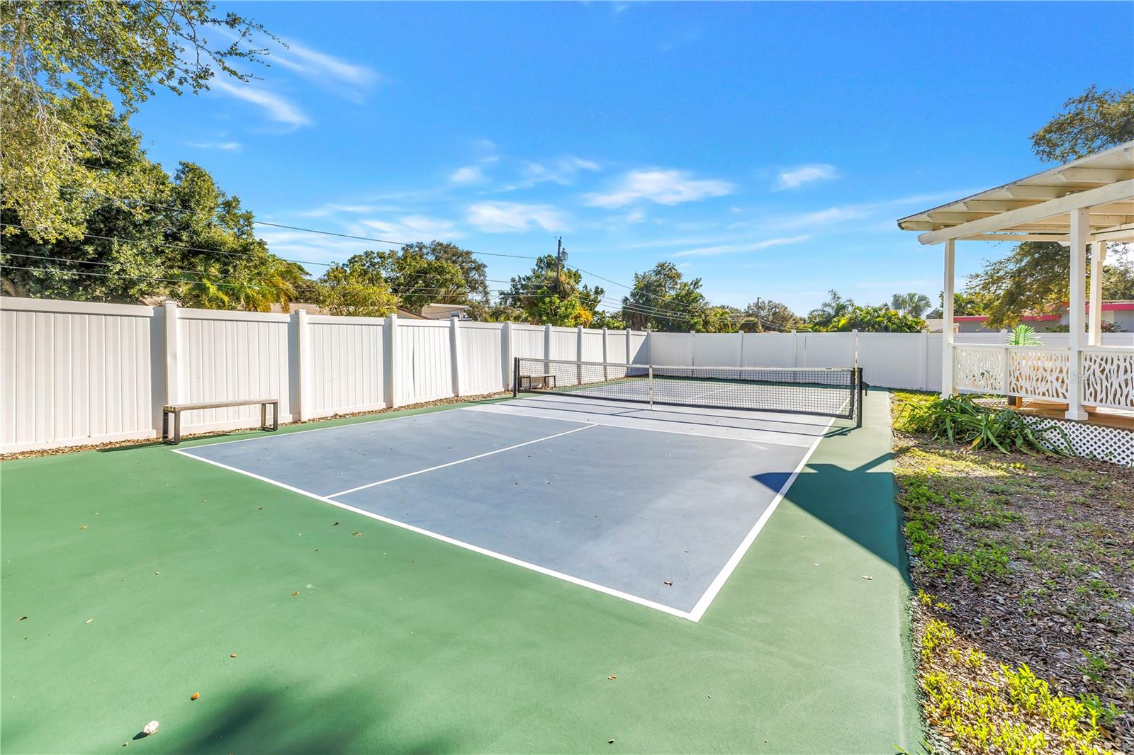 10804 SEMINOLE DR N — photo 31
