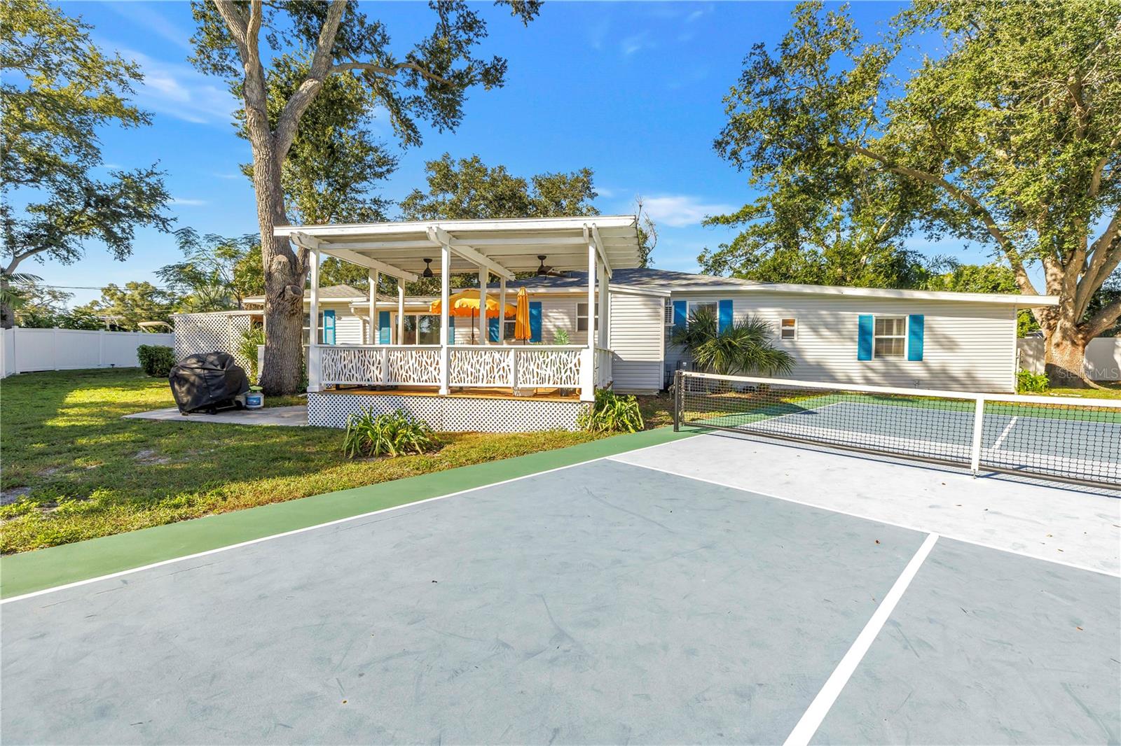 10804 SEMINOLE DR N — photo 33